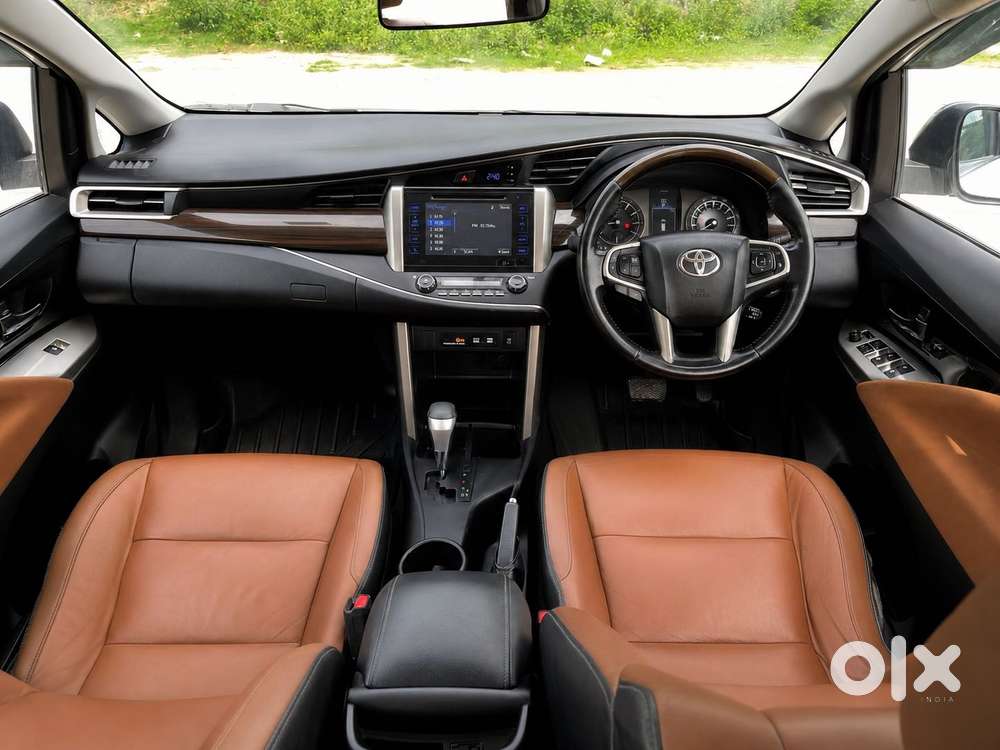 Toyota Innova Crysta 2.7 Zx At, 2016, Petrol