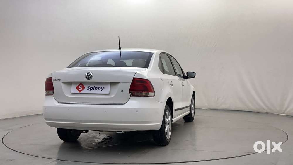 Volkswagen Vento Petrol Highline, 2014, Petrol