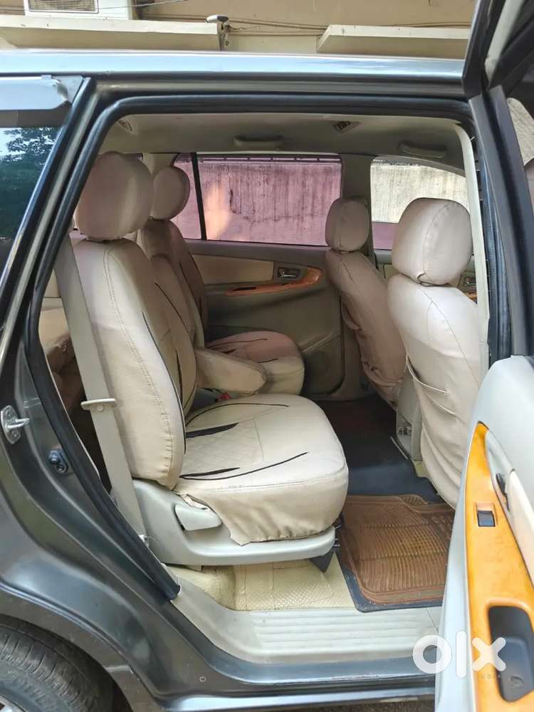 Toyota Innova 2011 2.5 V Diseal