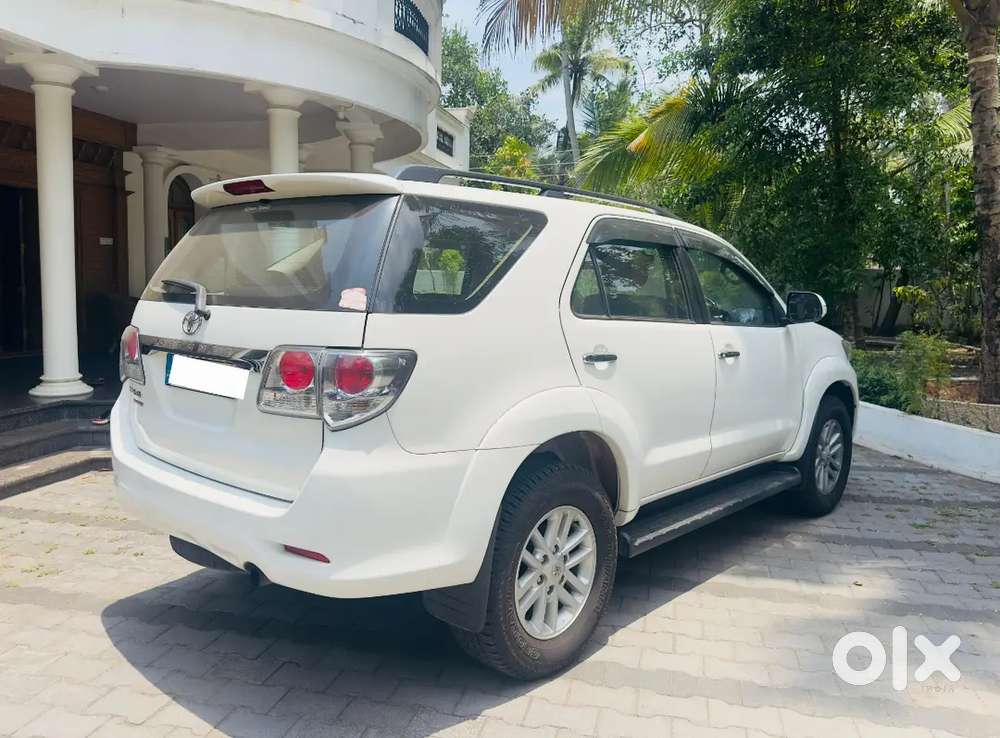 Single Owner Used, Good Condition, Toyota Fortuner For Sale.