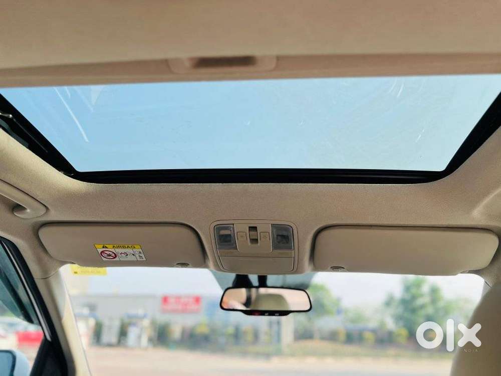 Kia Carens Luxury (o)1.5 Diesel At 7 Str, 2023, Diesel