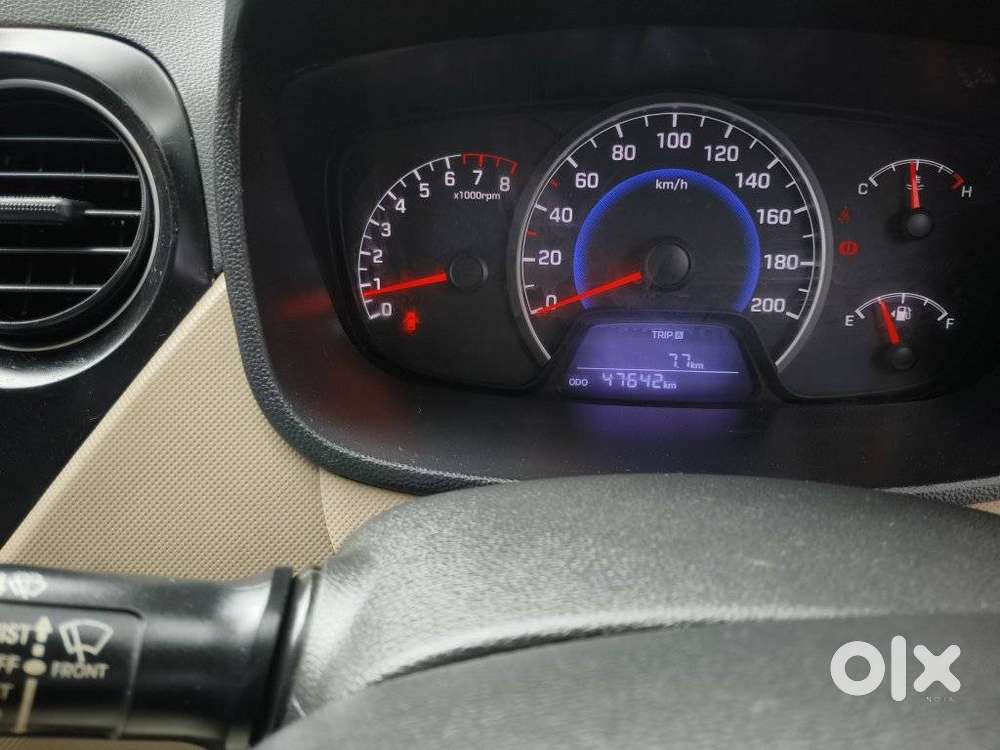 Hyundai Grand I10 Asta Option, 2015