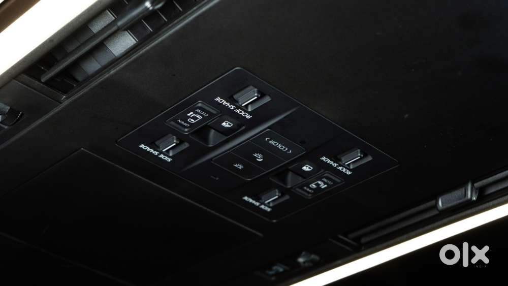 Toyota Vellfire Vip – Executive Lounge, 2025, Petrol