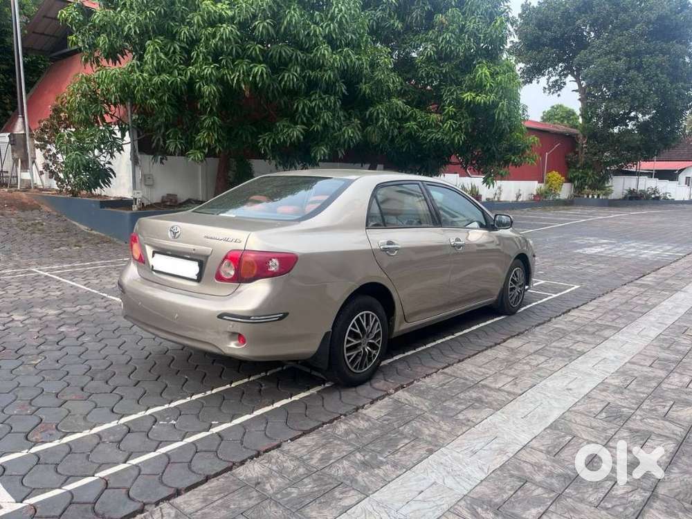 Toyota Corolla Altis 1.8 J, 2009, Petrol