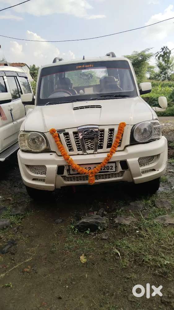 2013+2014 Model Scorpio Rs 360000 Km 80000 Km Drive