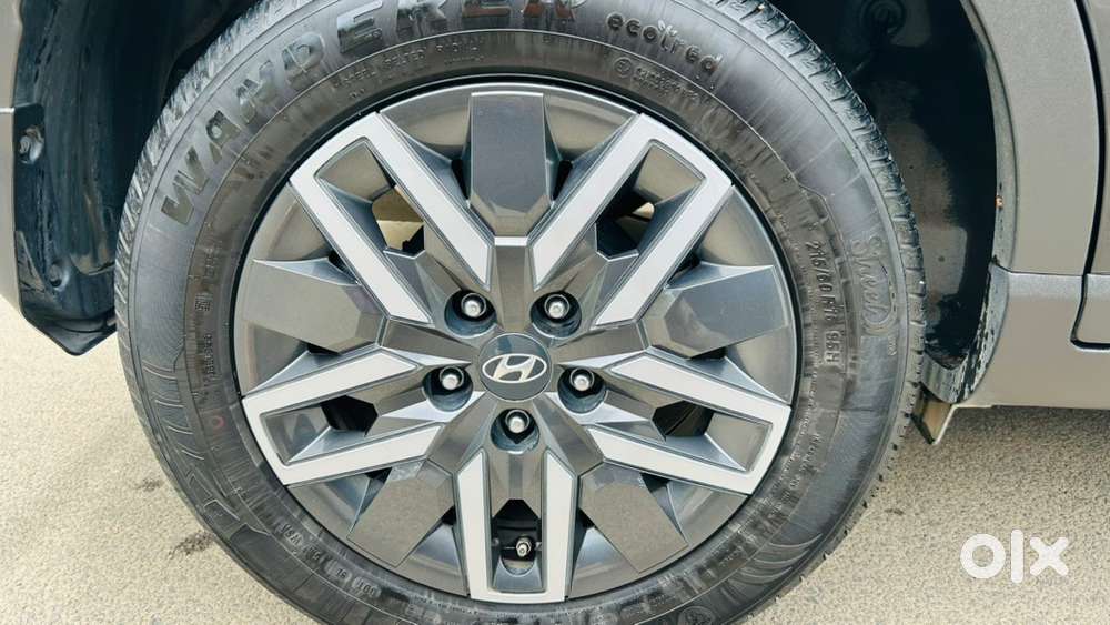 Hyundai Venue Petrol Manual 2022