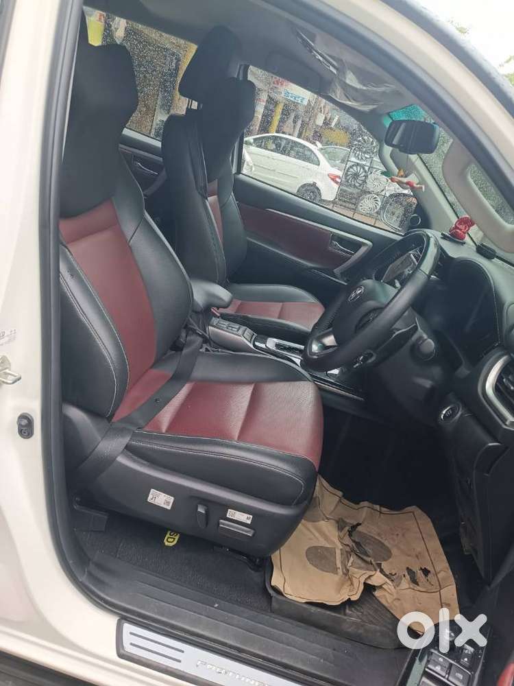 Toyota Fortuner Leader Edition (at), 2025, Diesel