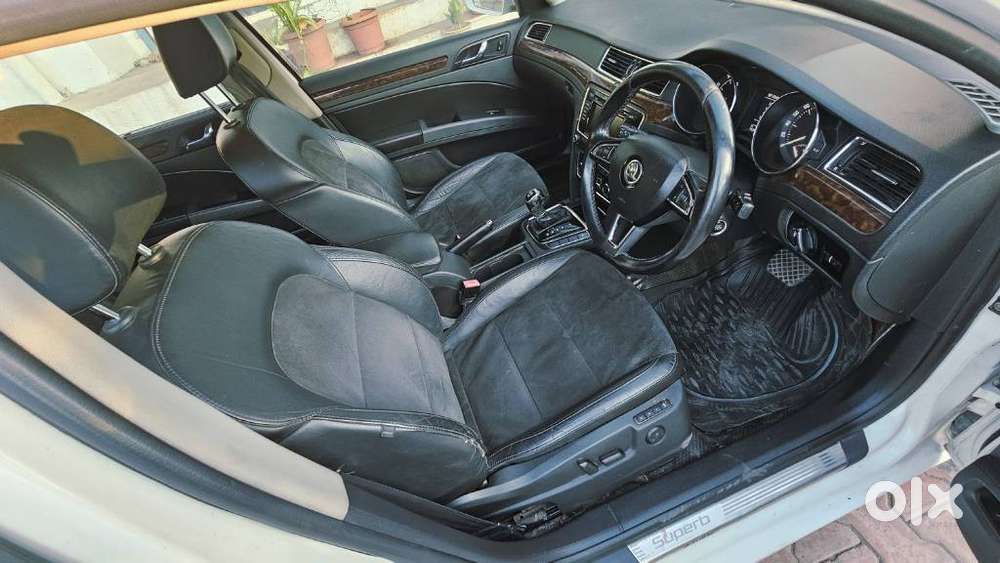 Skoda Superb 2013-2015 Elegance 1.8 Tsi At, 2015, Petrol