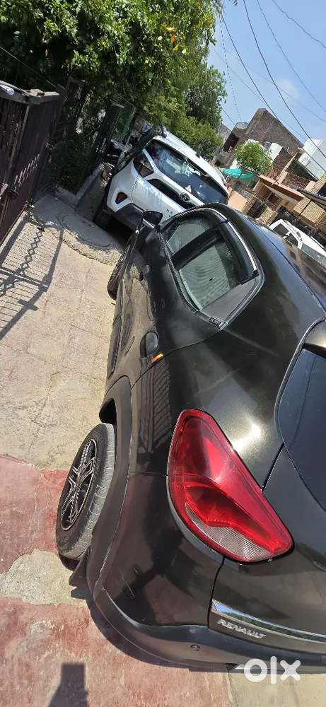 Renault Kwid Rxt Opt Top Model 2016