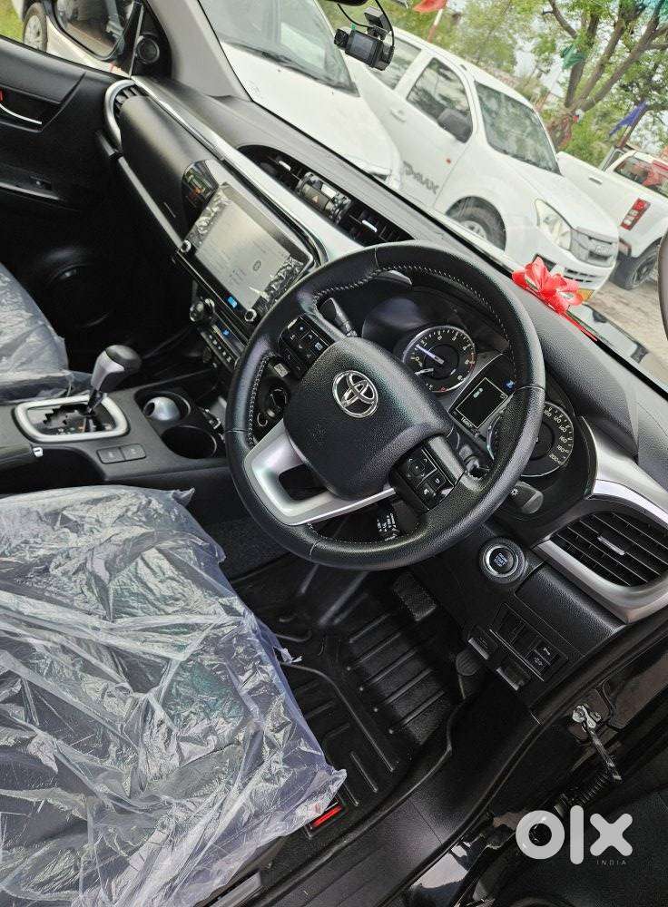 Toyota Hilux Black Edition Diesel Turbo Automatic, 2025, Diesel