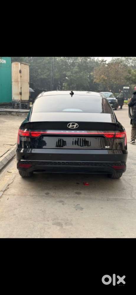 Hyundai New Verna 2025