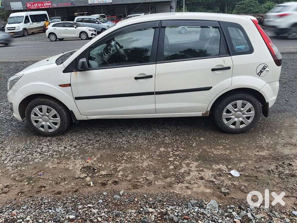 Ford Figo Diesel Titanium, 2012
