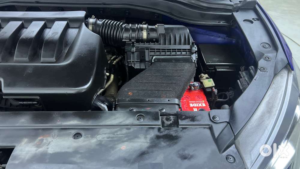 Mahindra Xuv700 2.0 Ax 7 Petrol At Luxury Pack Str, 2022, Petrol