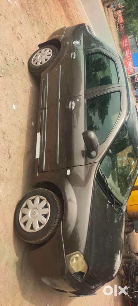Mahindra Verito 1.4 G4 2012