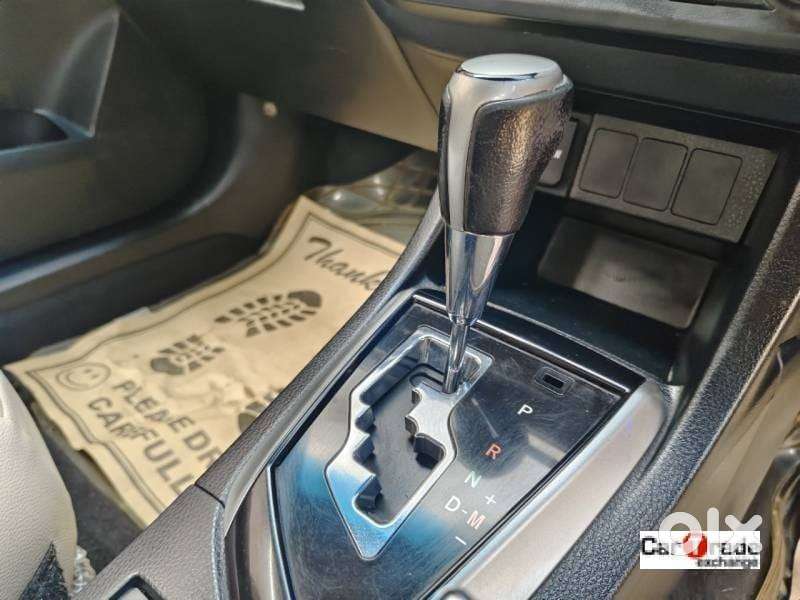 Toyota Corolla Altis 2013-2017 G At, 2015, Petrol
