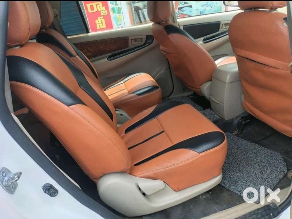 Toyota Innova 2.5 G (diesel) 7 Seater, 2011, Diesel
