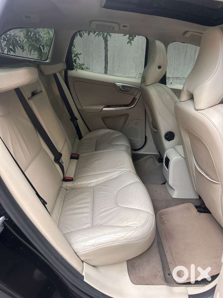 Volvo Xc60 D5 Awd Automatic, 2015, Diesel