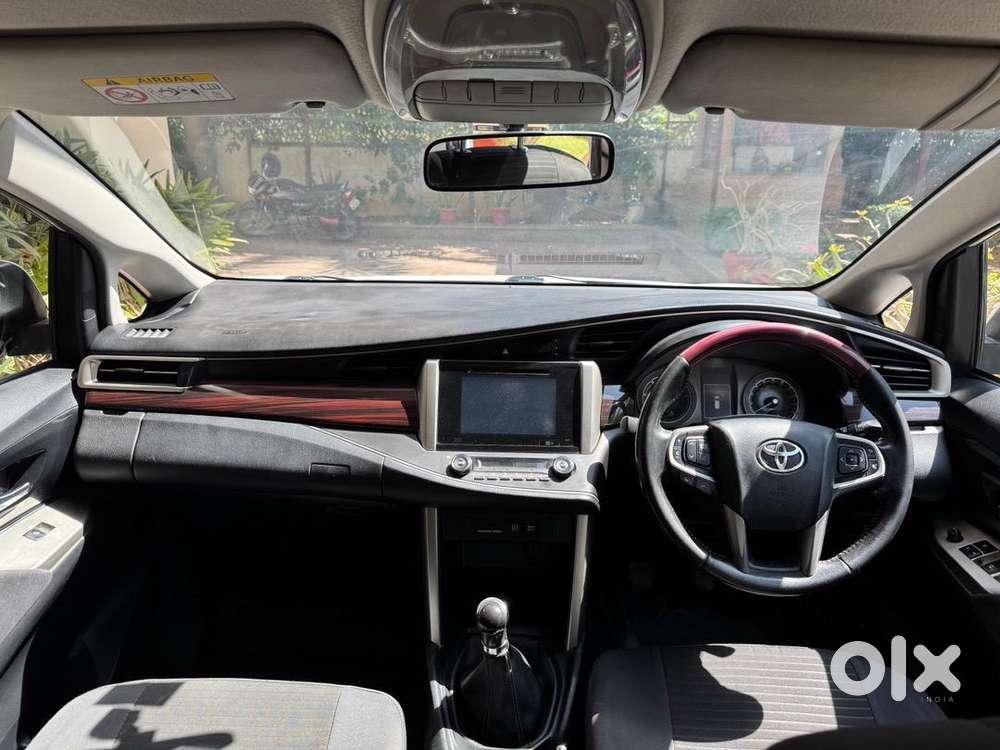 Toyota Innova Crysta 2017 Diesel Well Maintained