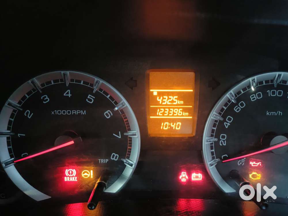 Maruti Suzuki Swift Vxi 1.2 Abs Bs-iv, 2013, Petrol