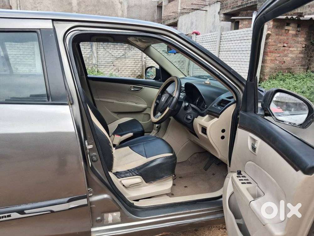 Maruti Suzuki Dzire 1.2 Vxi Amt, 2017, Petrol