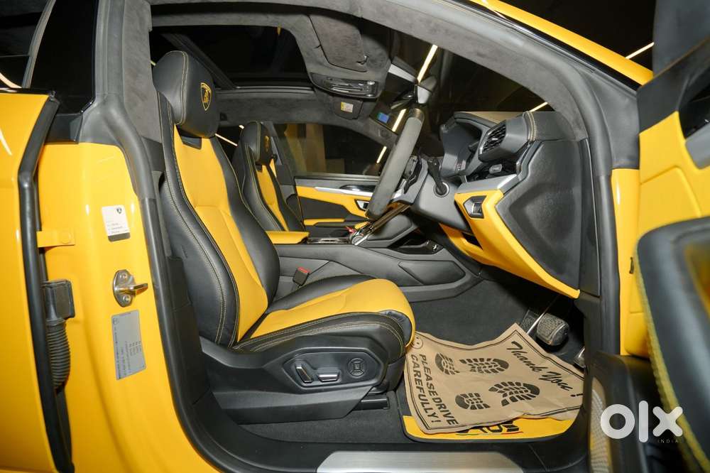 Lamborghini Urus V8, 2018, Petrol