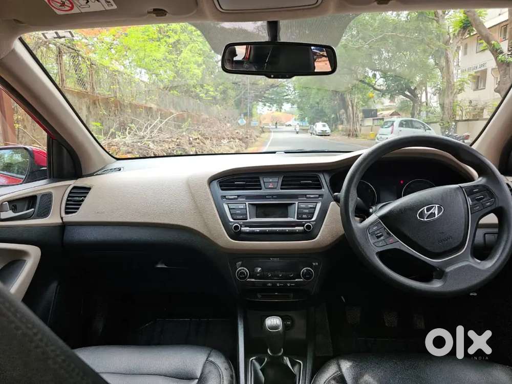 Hyundai I20 2016 Petrol 130000 Km Driven