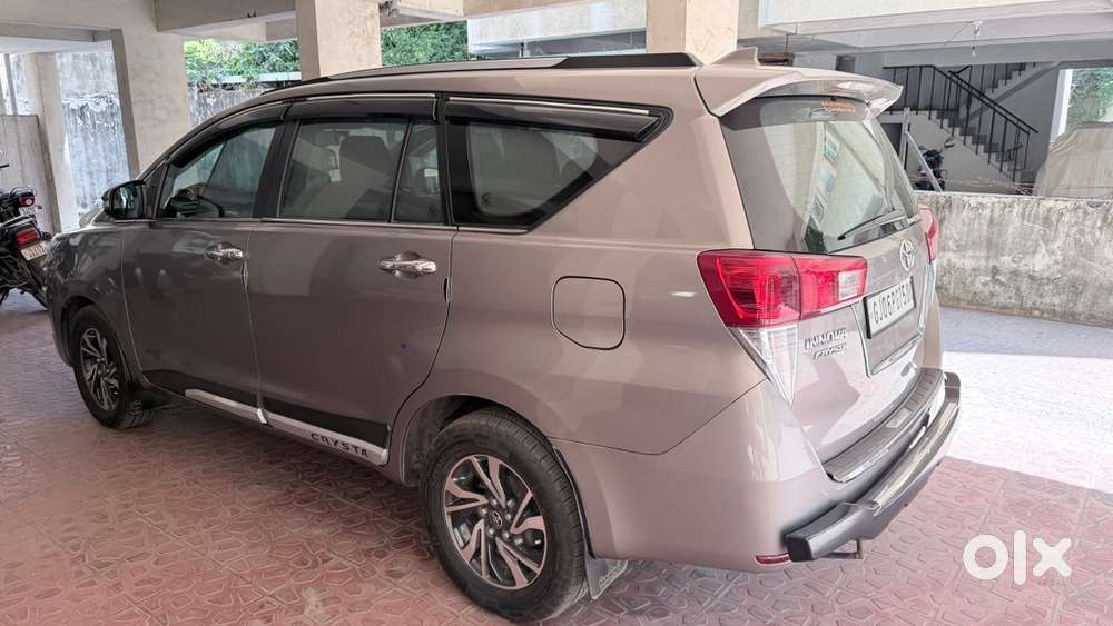 Toyota Innova Crysta - 8 Seater, 2.4 Diesel 2021