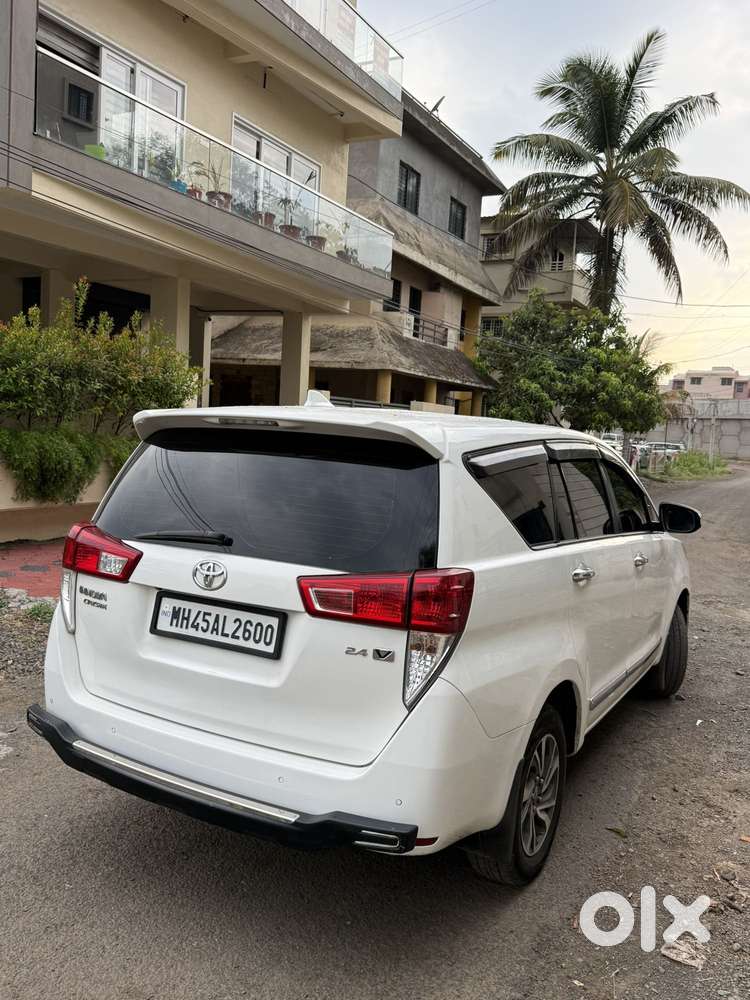 Toyota Innova Crysta [2020-ongoing] 2.4 Vx 8 Str, 2021, Diesel
