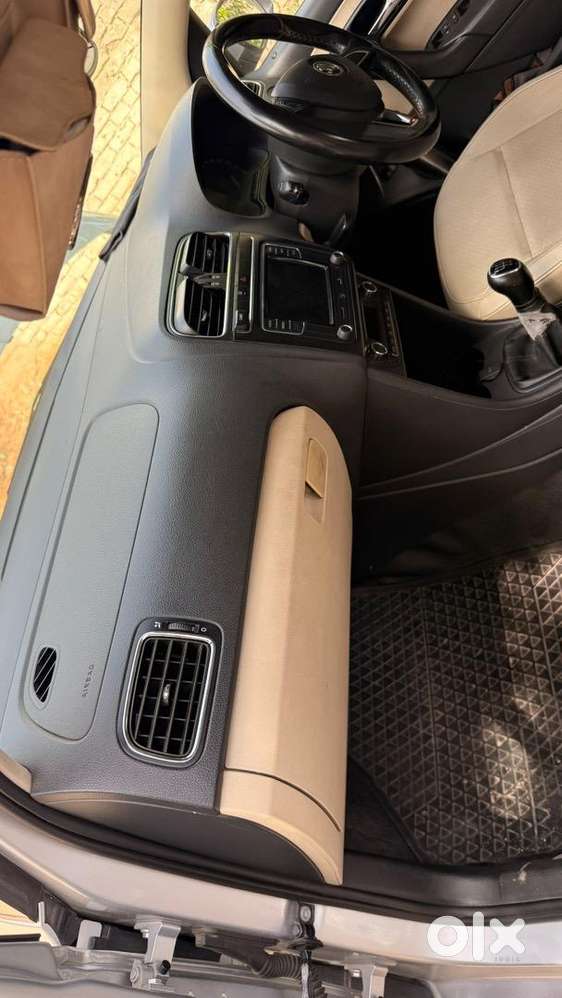 Single Handed Car Highway Average 25 Kmpl