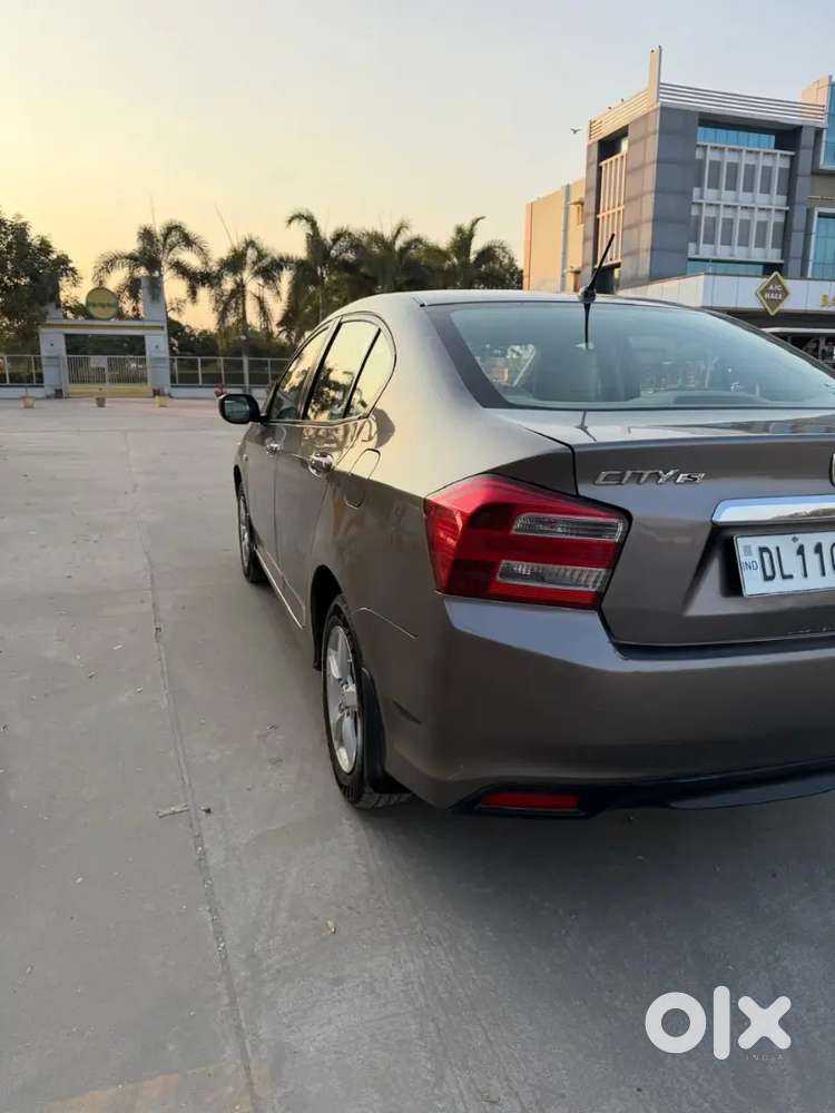 Honda City 2013 Petrol&cng  83650 Km Frist Owner