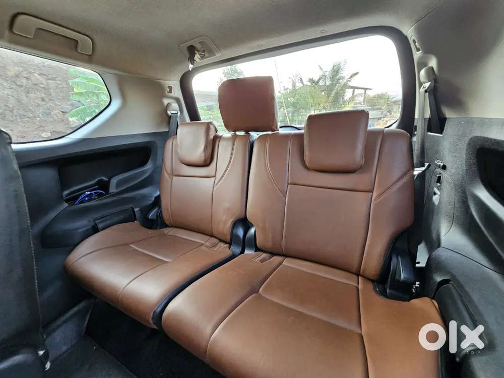 Toyota Innova Crysta 2.4 V (8 Seater) 2017 – Excellent Condition