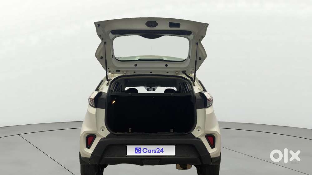 Tata Nexon 1.2 Revotron Xm, 2020, Petrol