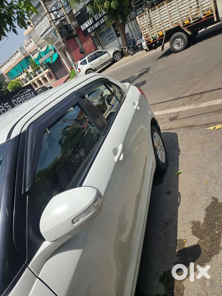 Maruti Suzuki Swift Dzire 2012 Diesel Well Maintained