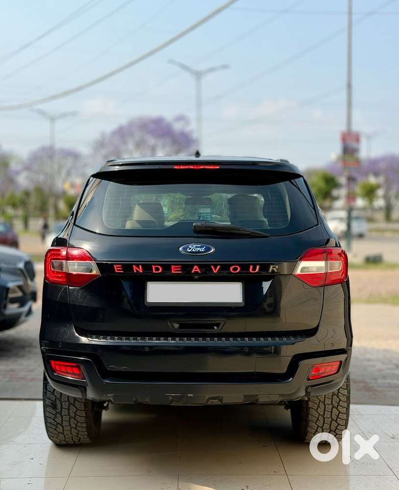 Ford Endeavour 3.2 Titanium At 4x4, 2017, Diesel