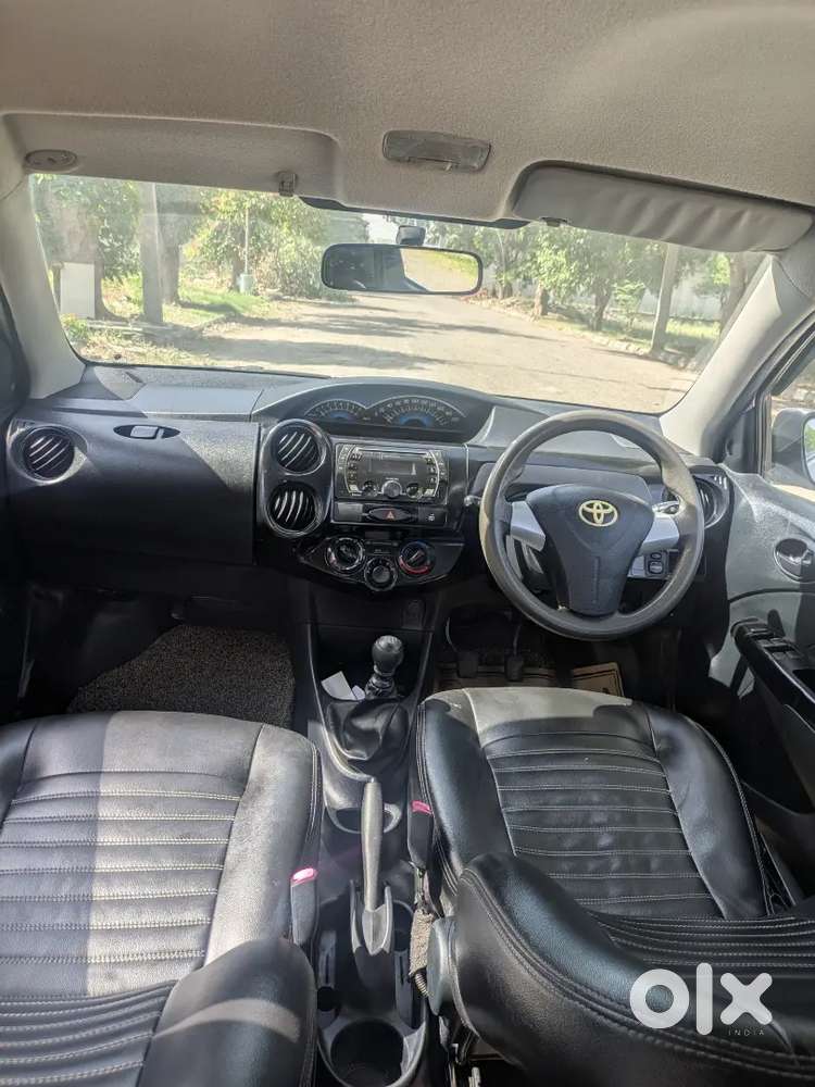 Toyota Etios Liva 2016 Diesel Well Maintained