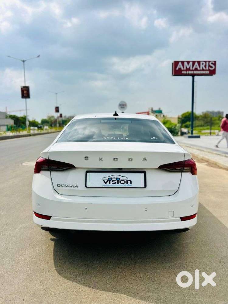 Skoda Octavia 2.0 L K Tsi At, 2022, Petrol