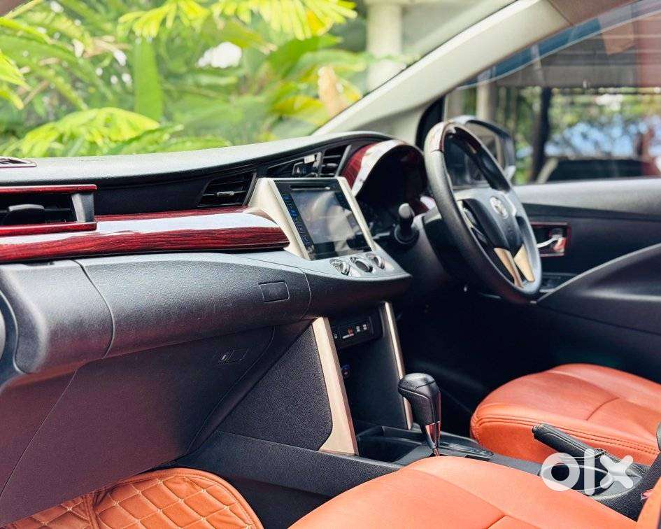 Toyota Innova Crysta 2.8 Gx At 8s, 2018, Diesel