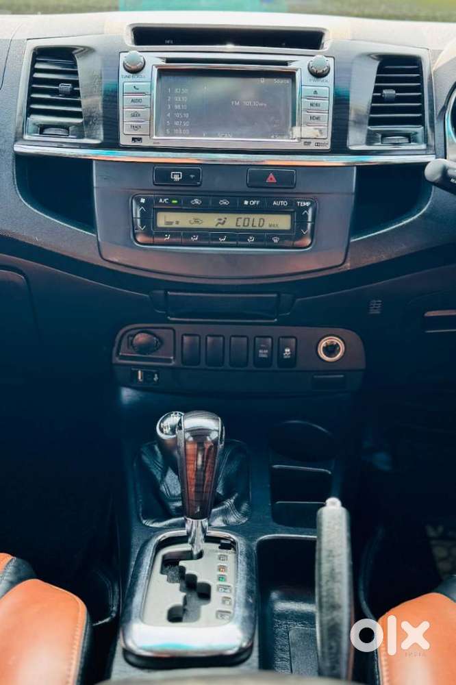 Toyota Fortuner 4x4 At, 2015, Diesel