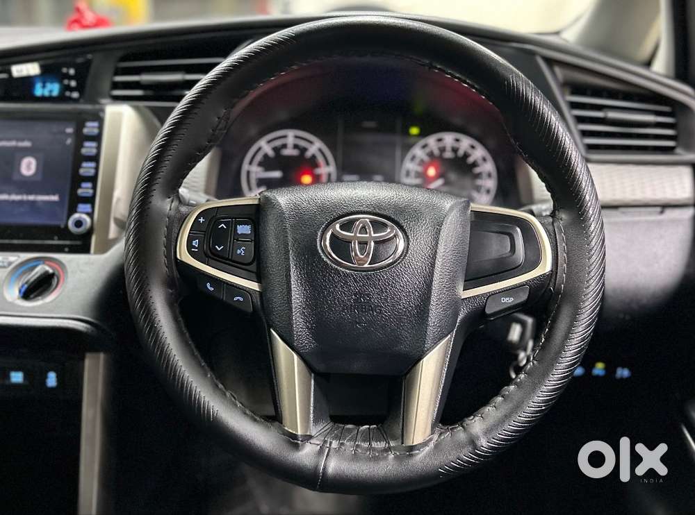 Toyota Innova Crysta 2021