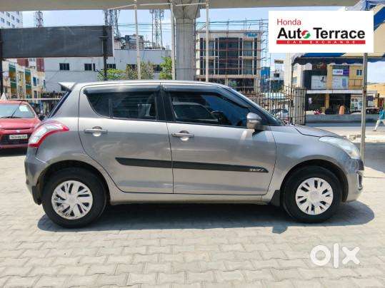 Maruti Suzuki Swift 2018 Vxi, 2015, Petrol