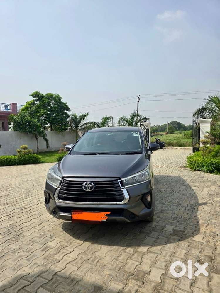 Toyota Innova Crysta 2017
