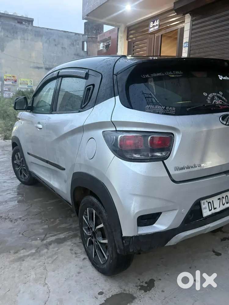 Mahindra Kuv100 Nxt Cng & Hybrids 60496 Km Driven