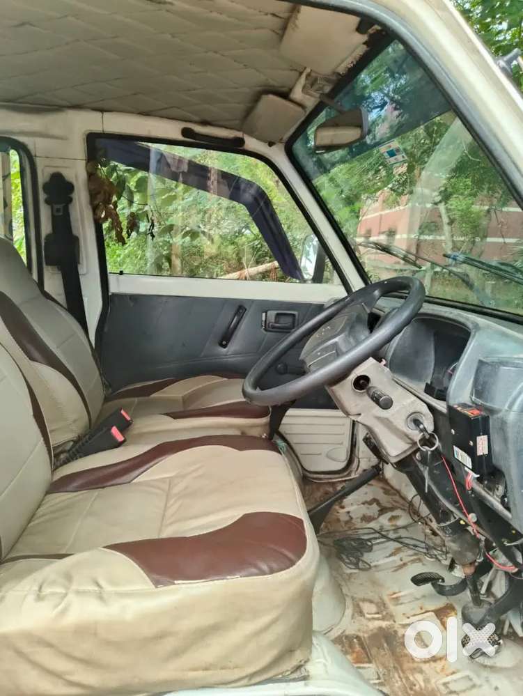 Maruti Suzuki Omni 2010