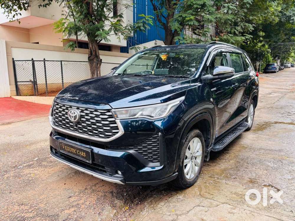 Toyota Innova Hycross 2.0 Vx Hybrid 7 Str, 2023, Petrol