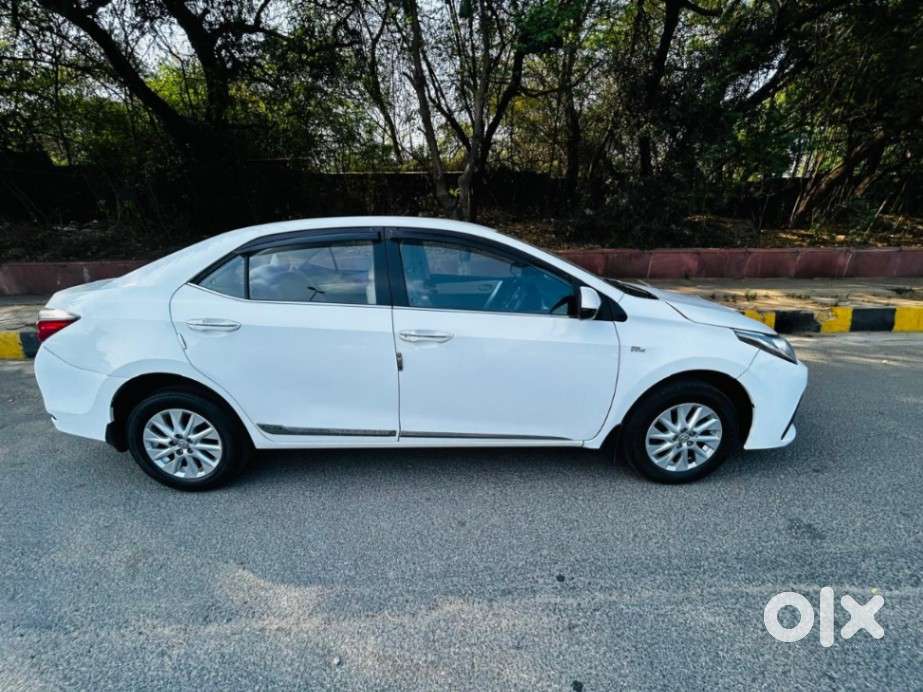 Toyota Corolla Altis 1.8 Gl, 2019, Petrol