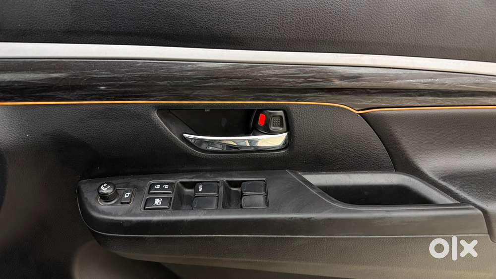 Maruti Suzuki Xl6 Alpha At, 2021, Petrol
