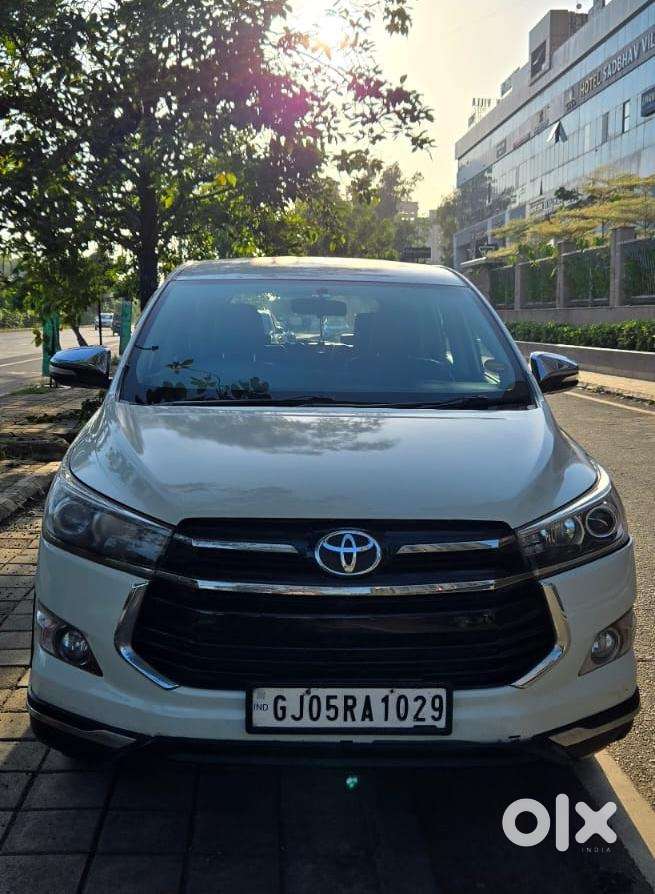 Toyota Innova Crysta 2017
