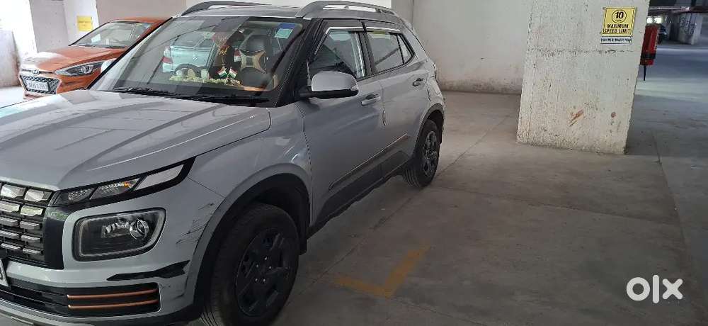 Hyundai Venue 1.2 Petrol 2024 Manual