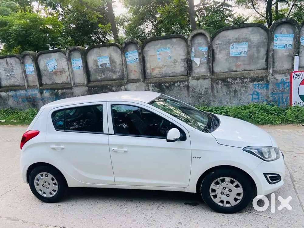 Hyundai I20 Magna 2013 Variant