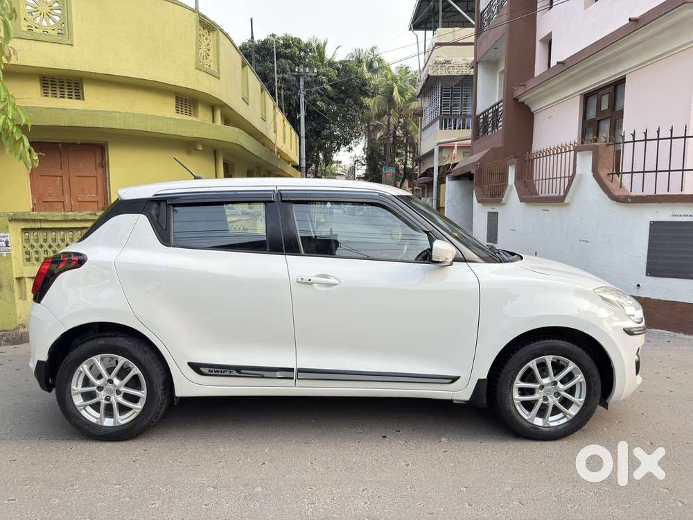 Maruti Suzuki Swift Vxi Optional, 2018, Petrol